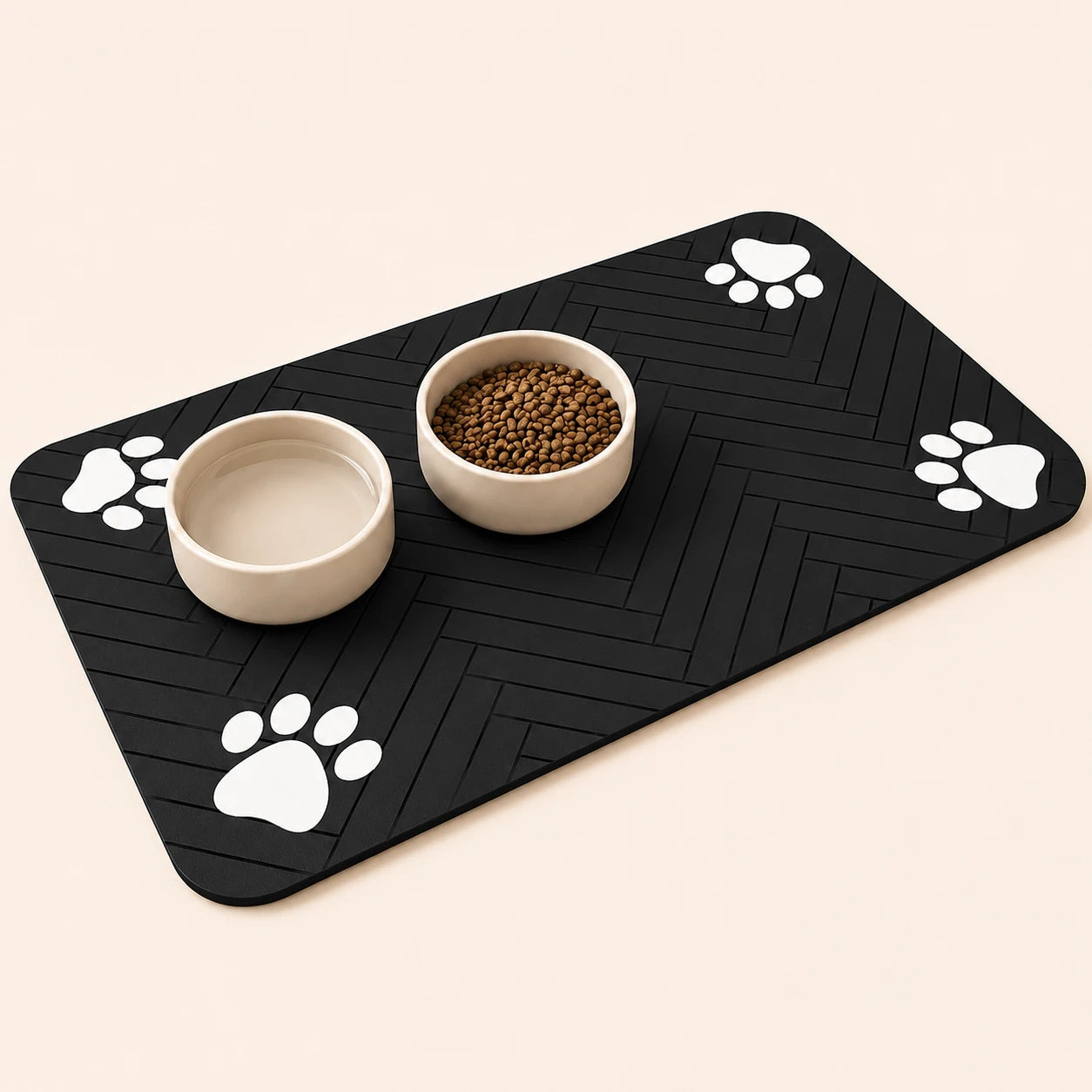 Tapis sous-bowl absorbant noir 30 x 50 cm motif chevrons et pattes, deux gamelles