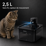 Format et capacité — Fontaine à eau en plastique noir DownyPaws — 2,5 L