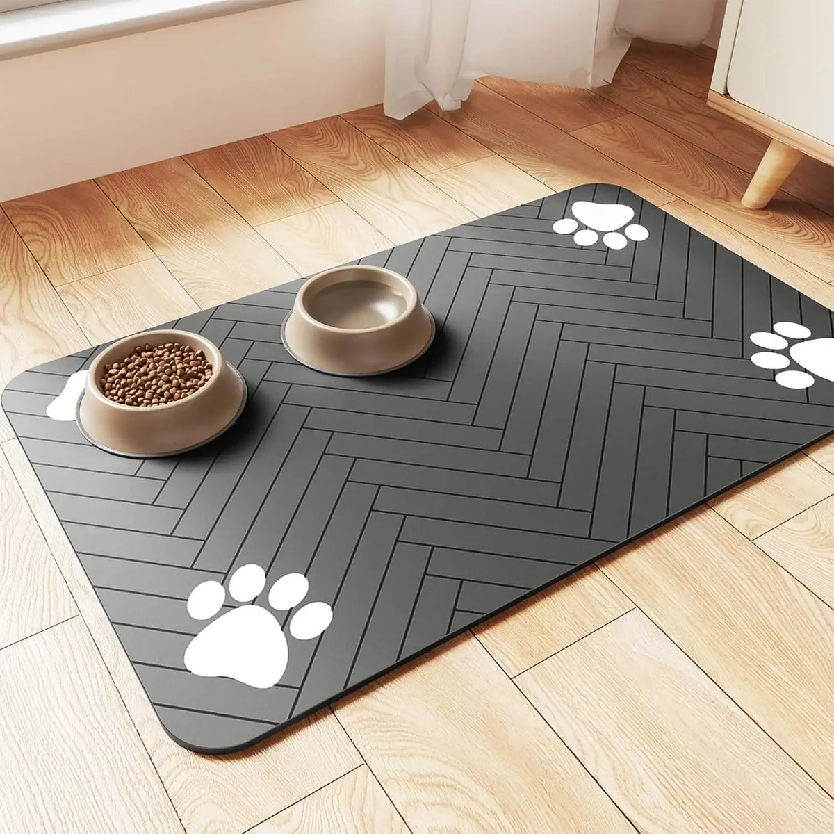 Tapis sous-bowl absorbant microfibre antidérapant pour fontaine et gamelle chat