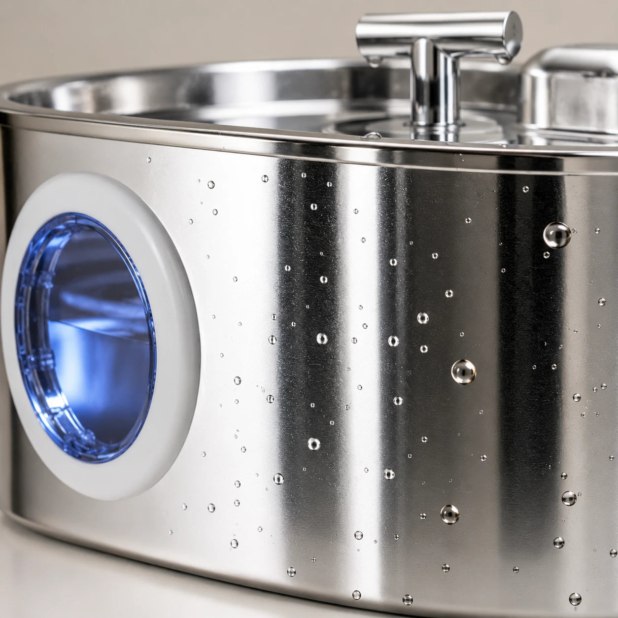 Fontaine inox ovale filet doux à hublot LED 2,2 L - acier inoxydable 304 Image